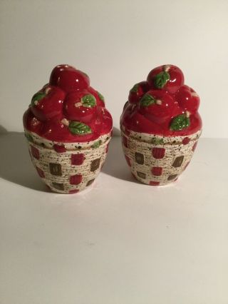 Collectible Apple Basket Salt And Pepper Shakers