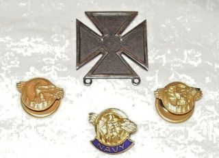 Sterling Army Wwii Marksman Pin,  2 " Ruptured Duck " Wwii Lapel Buttons &