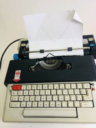 Vintage Olivetti Lettera 36 Electric Portable Typewriter White