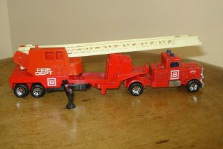 1984 Matchbox Fire Department Hook & Ladder Truck Fire Engine Peterbilt Cab 1:80