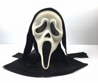 Fun World Easter Unlimite Scream Mask Ghost Face Glow In The Dark