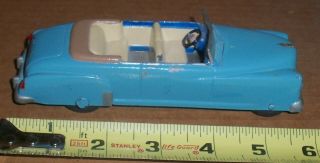 VINTAGE TOOTSIETOY 1950 - 1960 ' s STYLE CHRYSLER CONVERTIBLE CAR LIONEL OSCALE 2
