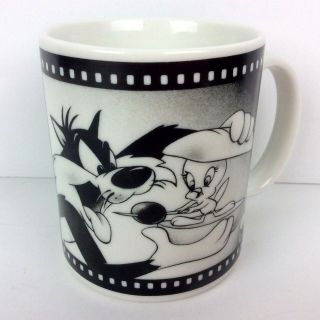 Sylvester Tweety Bird The Last Hungry Cat Cartoon Coffee Mug 1992 Warner Bros