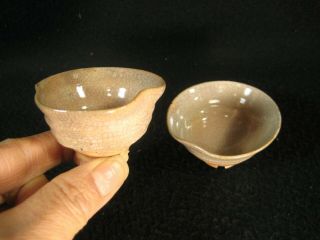 Japanese Antique Meiji (c.  1890) Pair (2) Of Handmade Ceramic Sakazuki Sake Cups
