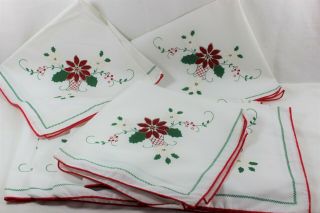 Christmas Holiday Poinsettia Cloth Dinner Napkins Set Of 10