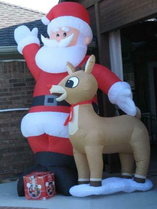 Gemmy Airblown Inflatable Santa with Rudolph the Red Nosed Reindeer 10 Foot Tall 2