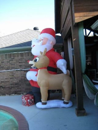 Gemmy Airblown Inflatable Santa with Rudolph the Red Nosed Reindeer 10 Foot Tall 3