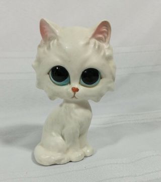 Vintage Lefton White Cat Figurine H6862 Big Sad Eyes 4” Adorable 1970s Kitty