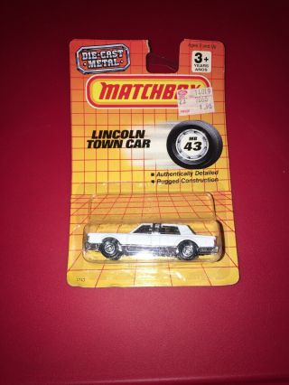 1990 Matchbox Superfast Mb 43 White Lincoln Town Car On Card