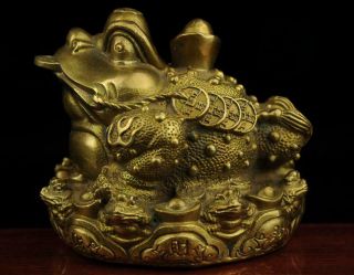 China Old Antique Hand Made Brass Sycee And Toad Statue F02