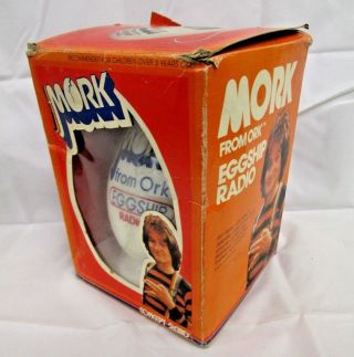 Vintage Novelty Mork From Ork Eggship Robin Williams Am Transistor Concept Radio