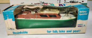 Vintage Union Craft Battery Operated Model Power Boat Inboard Deluxe Boat