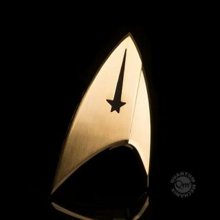 Star Trek Discovery Tv Series Command Insignia Magnetic Metal Badge Pin