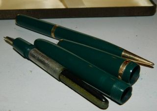 Vintage green Parker Duofold fountain pen set M.  I.  D with Parker box 2