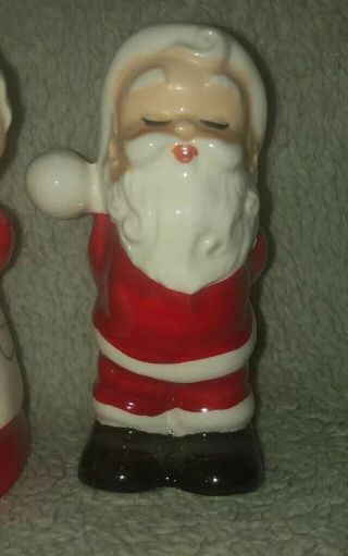 Vintage Mr.  and Mrs.  Santa Claus Salt and Pepper Shakers 3