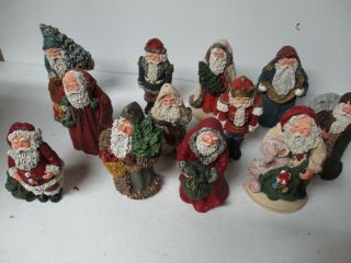 12 June Mckenna Christmas Figures - Assorted Santa Claus