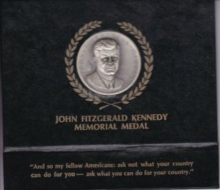 John F.  Kennedy - -.  999 Silver Memorial Medal - - Medallic Art - - Uncirculated