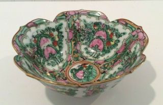 Antique Chinese Rose Medallion Porcelain hand painted bowl w/gold accent - EXC 2