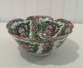 Antique Chinese Rose Medallion Porcelain hand painted bowl w/gold accent - EXC 3