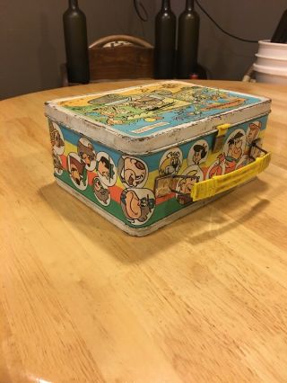 The Funtastic World Of Hanna - Barbera Vintage Metal Lunchbox - Flintstones,  Yogi 3