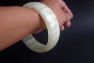 Large Size Chinese Natural Jade Hand - Carved Jade Bangle 82.  4mm/3.  24 "