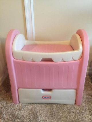 Vintage Little Tikes Baby Doll Changing Table Bassinet Cradle Crib Dresser Pink