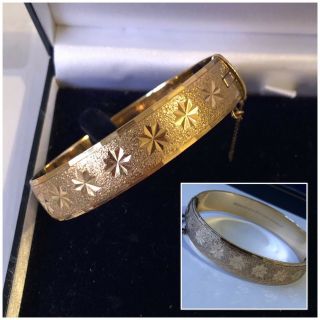 Vintage Jewellery 9ct Rolled Gold Star Engraved Hinged Bangle Bracelet 29 Grams