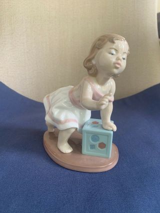 Lladro " My First Step " Baby Girl On A Block Figurine 6428.