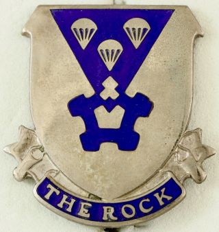 503rd Infantry Regiment (abn) Crest Di/dui Pinback Ie Hm