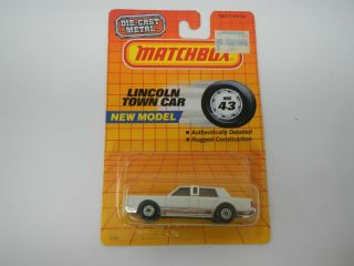 Matchbox Lincoln Town Car Mb43