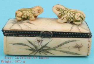 Precious Chinese Cattle Bone Jewelry Box Hand - Carved Frog Mascot Decoration Gift