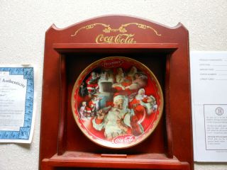 Coca Cola Day ' s Collector ' s Plate Perpetual Calendar Series 2000 2