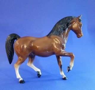 Vintage Breyer Horse Glossy bay Family Arabian Stallion with eye whites Excellen 2