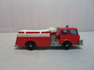 VINTAGE Matchbox Lesney No 29 Fire Pumper Truck.  England. 2