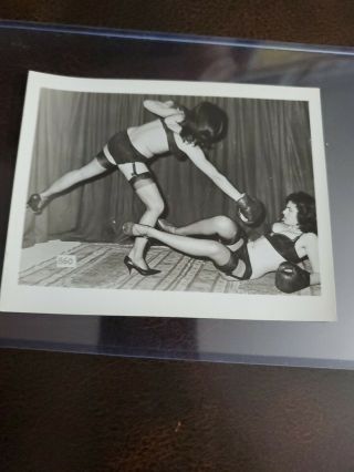 Vintage Black & White Photo 2 Pinup Girls Boxing In Underwear 1940s