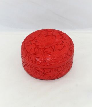 Vintage Chinese Red Cinnabar Carved Lacquered Covered Dish Trinket Box