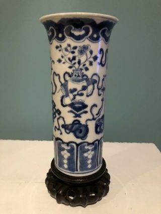 Antique Chinese porcelain 19th - century Blue And White vase 2