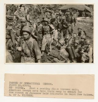 Wwii Us Army Photo: Attack Troops & Flame Thrower Unit.  Dutch Guinea.  1944