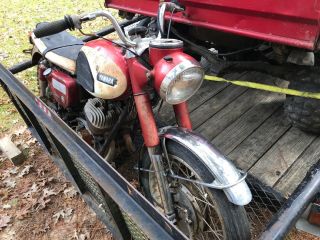 Vintage Yamaha Motorcycle - Yds3? Big Bear?.  Late 60’s?