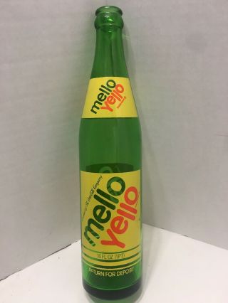 Vintage Mellow Yellow Soda Bottle 16 Ounces Coca Cola Company