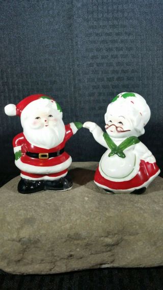 Vintage Dancing Santa & Mrs Claus Salt And Pepper Shakers Ceramic