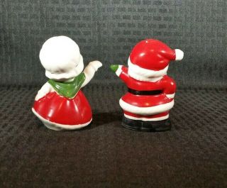 Vintage Dancing Santa & Mrs Claus salt and pepper shakers ceramic 3