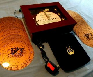 Mr Christmas Musical Bell Symphonium Wood Music Box Complete With 20 Discs Ec