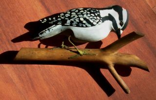 Vintage Harris Ilsley Hand Carved Wood Bird Woodpecker No 11