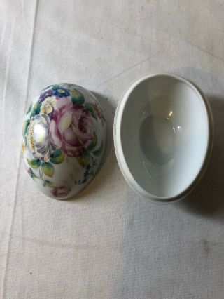 Authentic Limoges - Porcelain Hand Painted Egg Shaped Trinket Box. 3