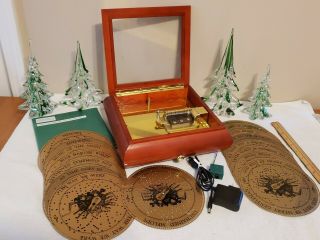 Mr.  Christmas Musical Holiday Symphonium Music Box With 16 Discs - Great