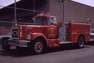 Pittsburgh Pa Engine 38 1978 Brockway Maxim Pumper - Fire Apparatus Slide
