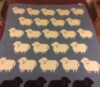 Vtg Vuteks Crown Crafts Reversible Sheep Blanket Throw Blue White Black 56 x 74 2
