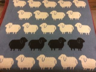 Vtg Vuteks Crown Crafts Reversible Sheep Blanket Throw Blue White Black 56 x 74 3