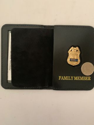 York City Sergeant Family Member Blue Line Mini Pin And Id Wallet